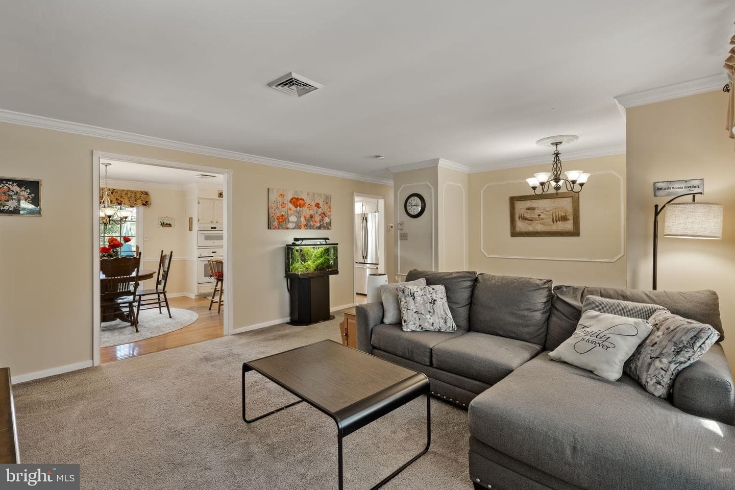 61 Cambridge Drive photo 7