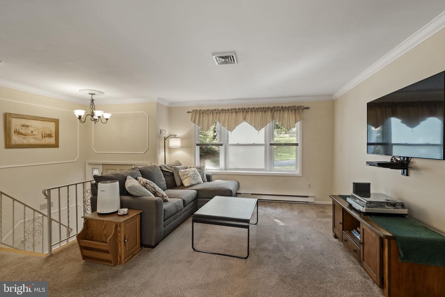 61 Cambridge Drive photo 9