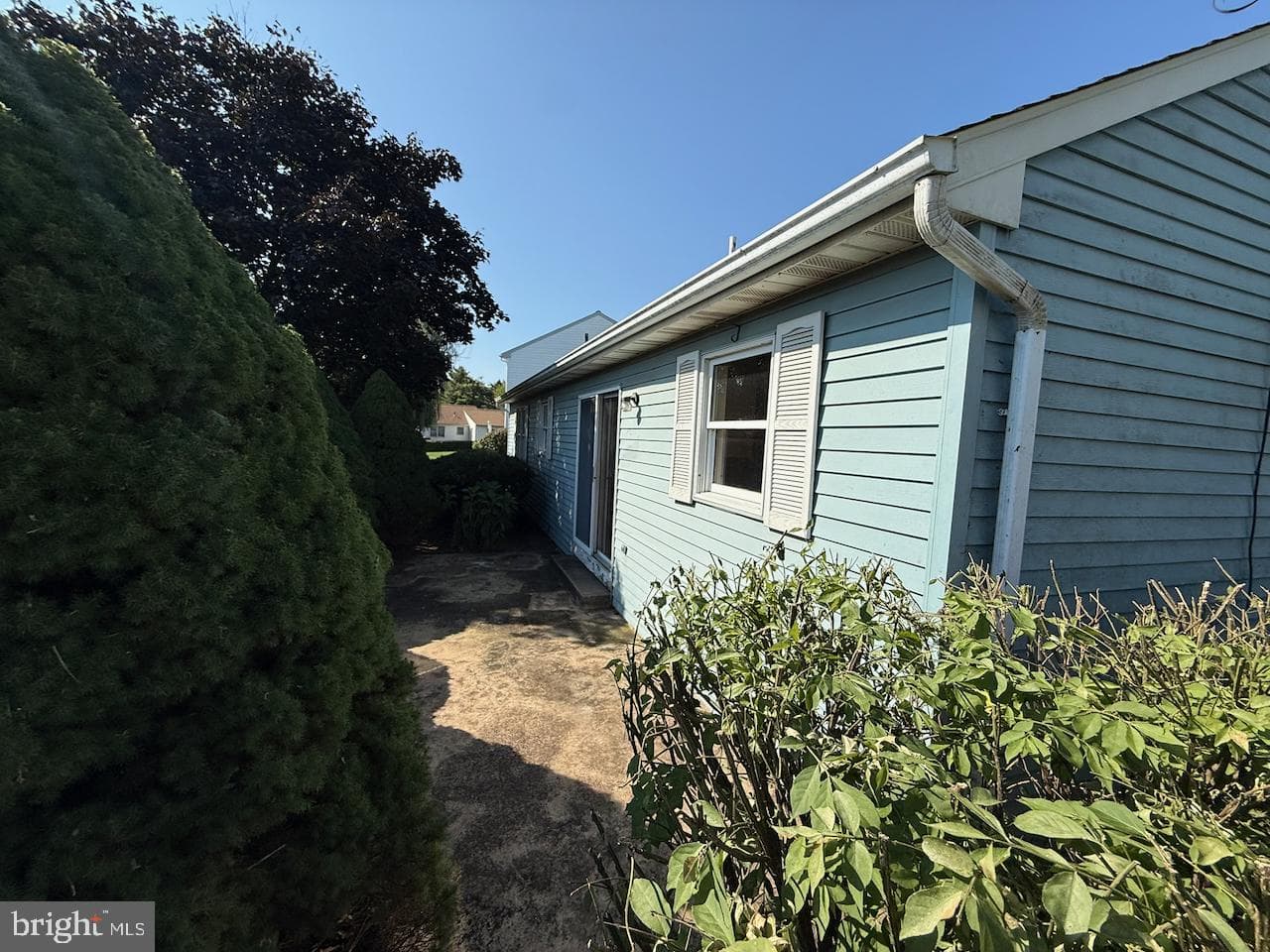 220 Sycamore Lane photo 14