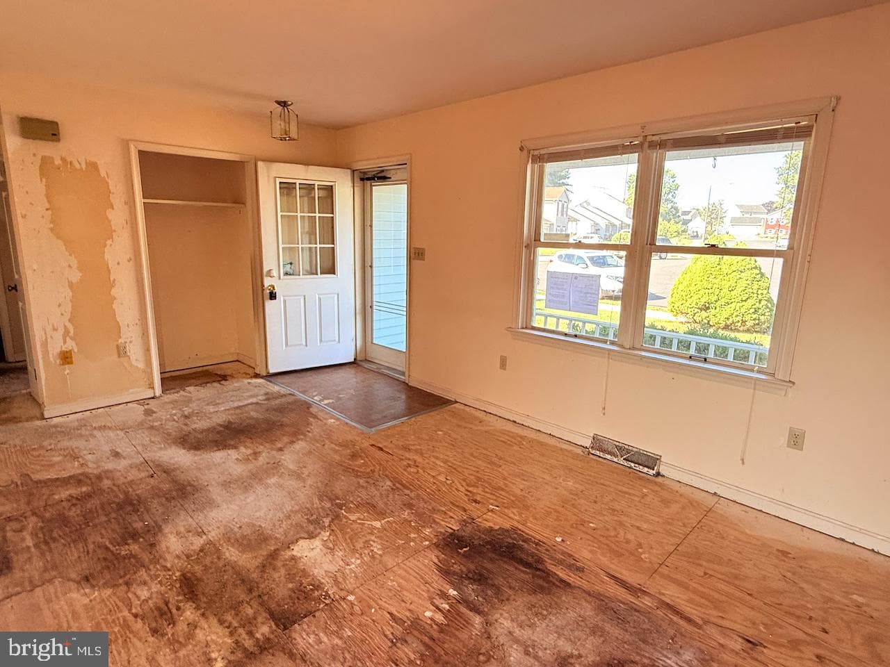 220 Sycamore Lane photo 6