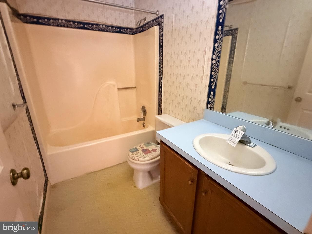 220 Sycamore Lane photo 9