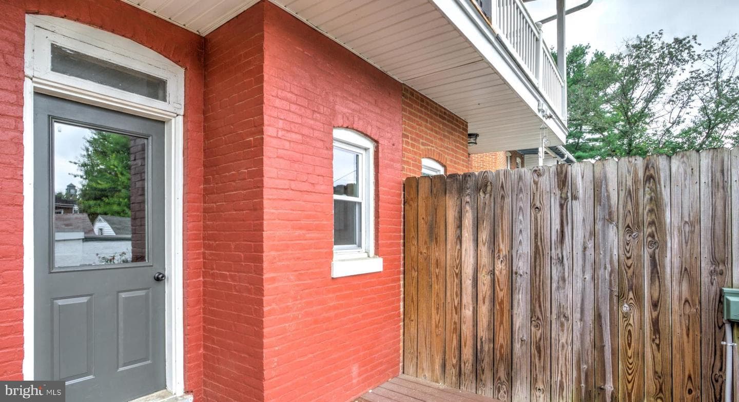 919 Edgewood Avenue photo 32