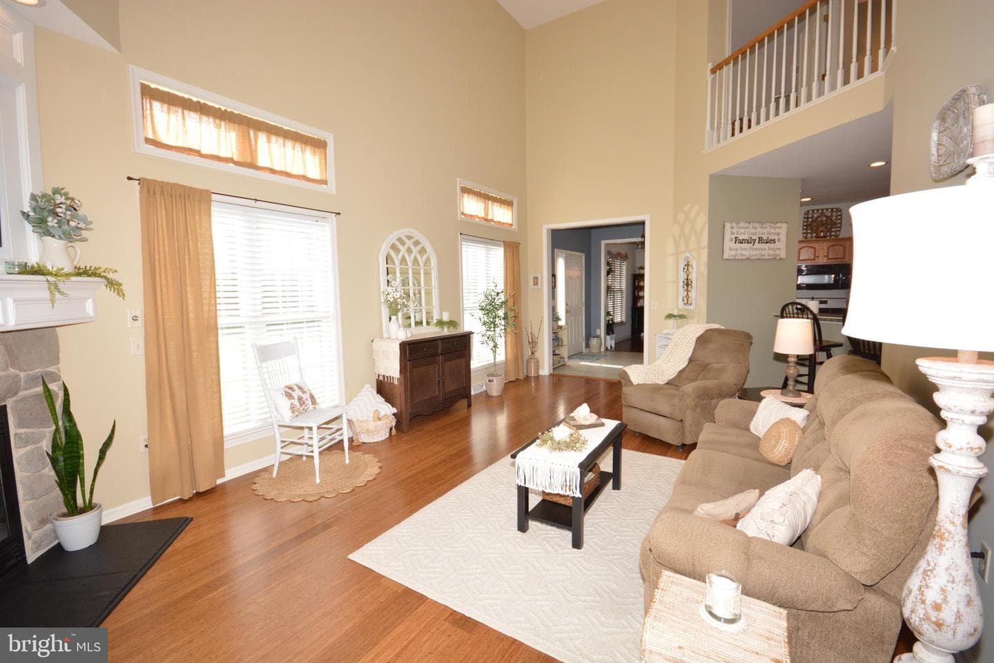 84 Weaver Avenue photo 11
