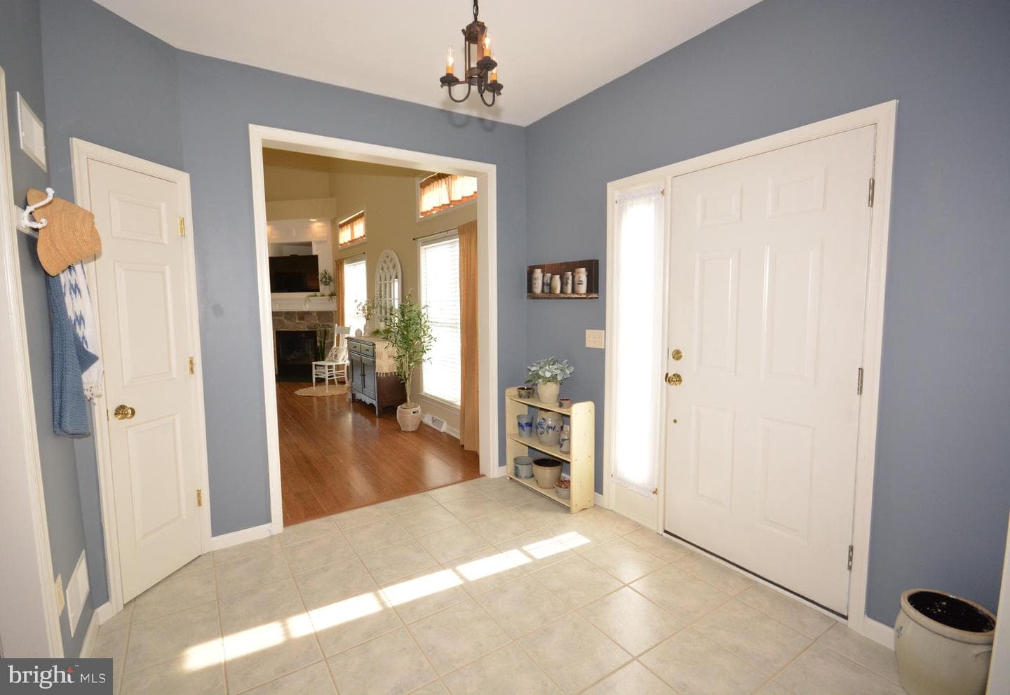 84 Weaver Avenue photo 9