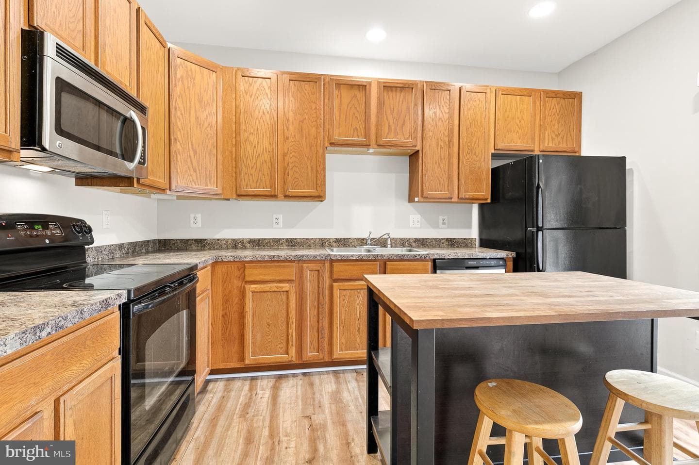 202 Pennshire Drive photo 4