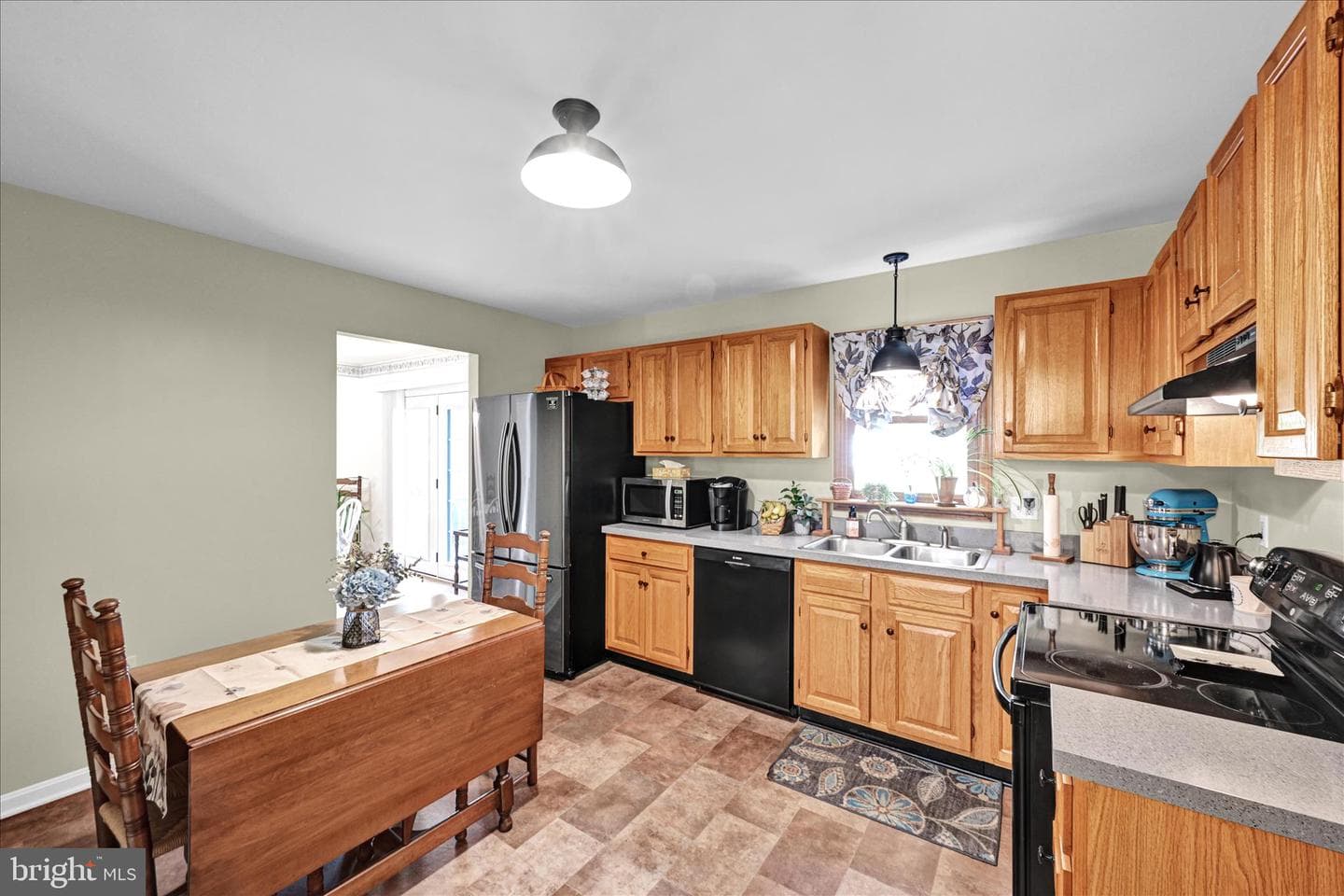 242 Persimmon Lane photo 15