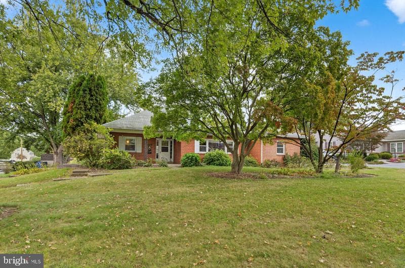 15 Edgemont Road