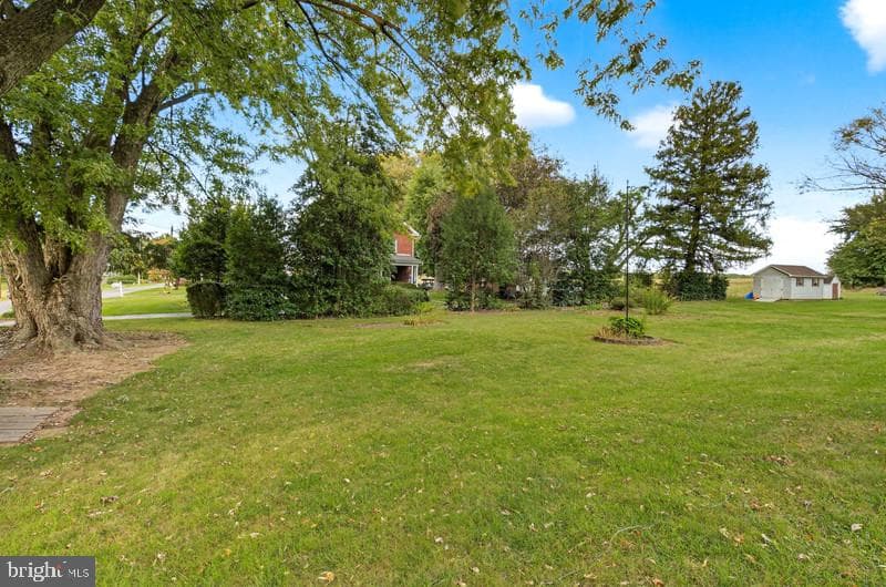 15 Edgemont Road photo 27