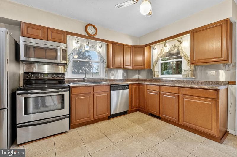 15 Edgemont Road photo 9