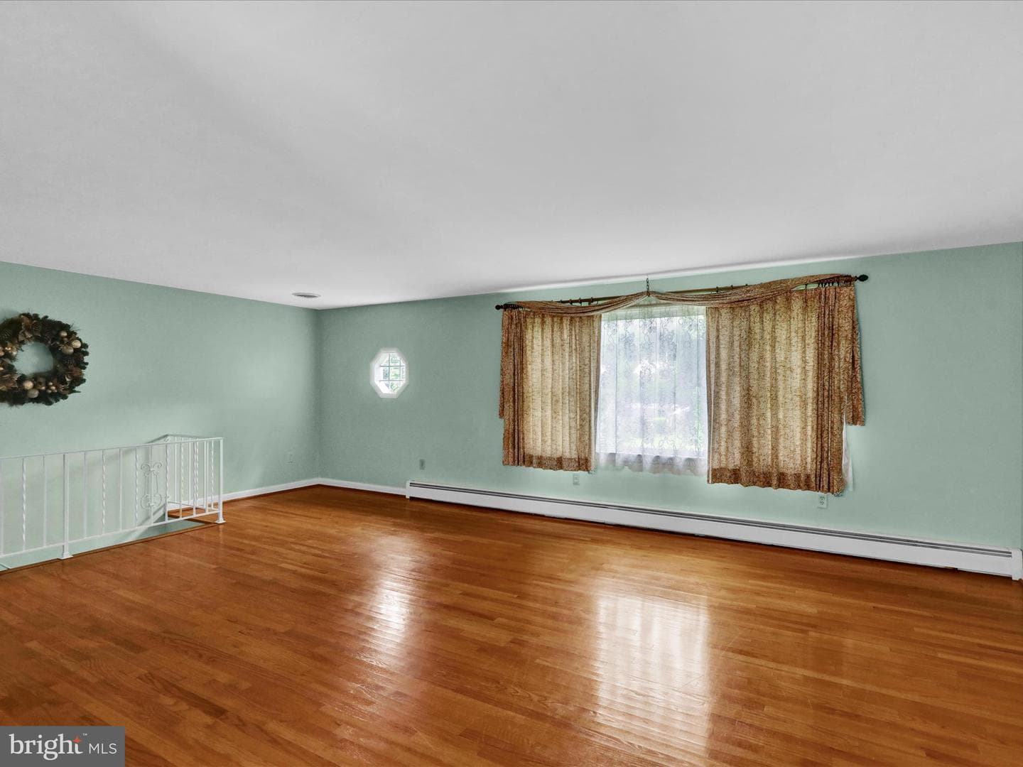 1266 Wilson Avenue photo 12