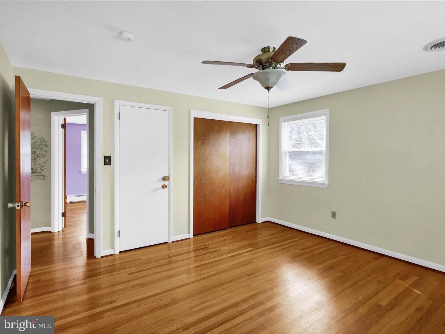 1266 Wilson Avenue photo 27