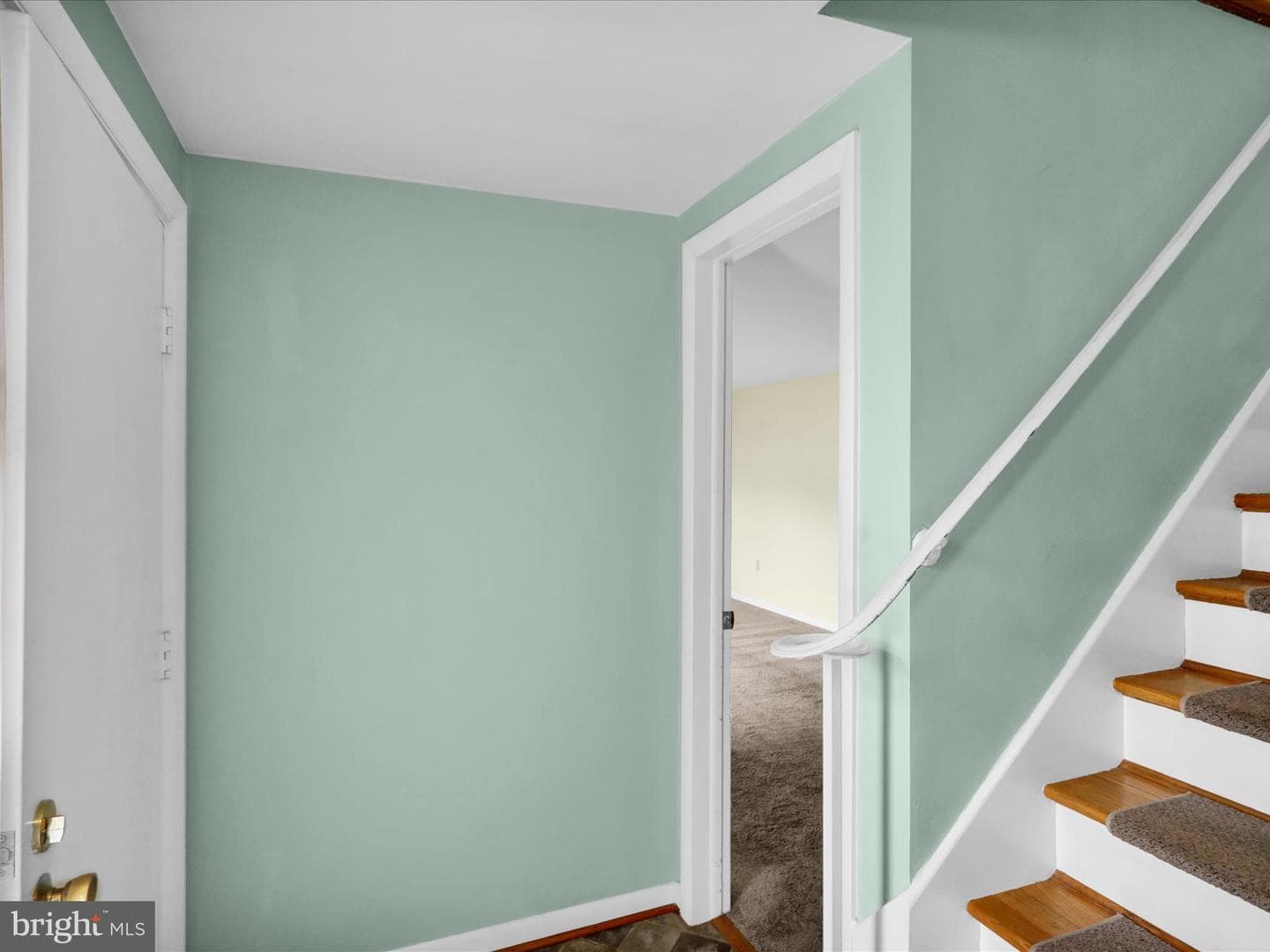 1266 Wilson Avenue photo 8