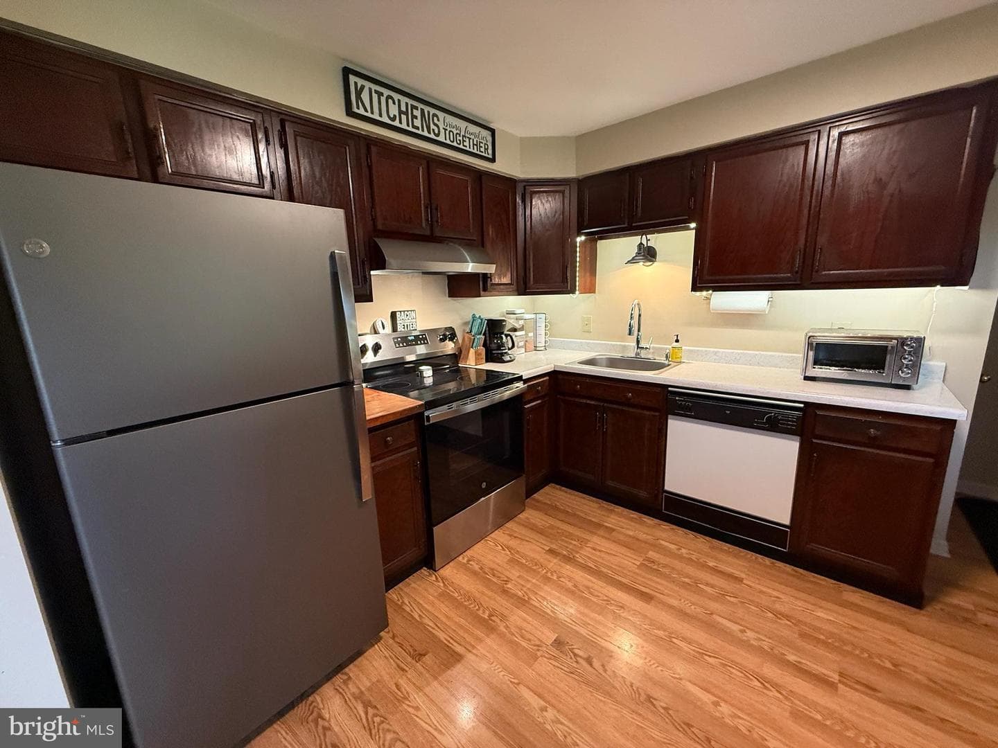 440 Scotland Road photo 7