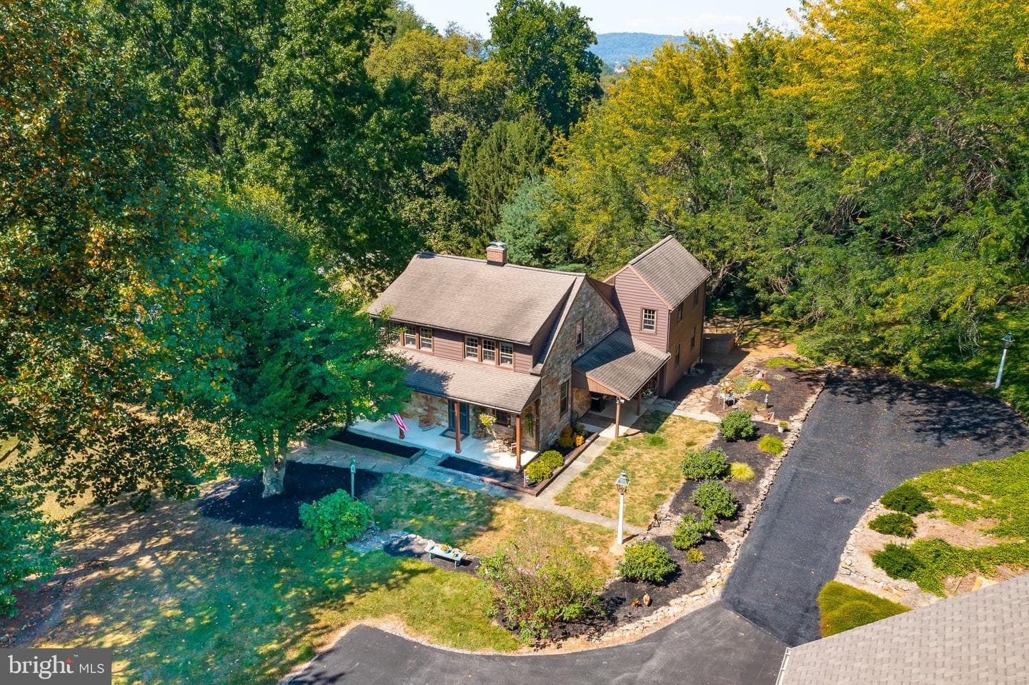 249 Blue Lane photo 3