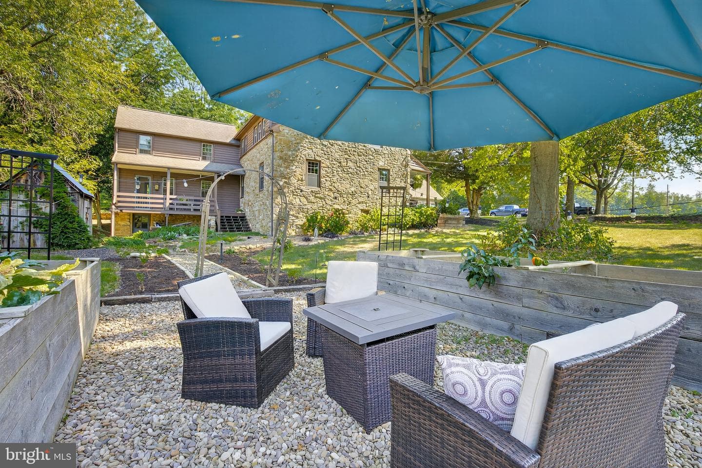 249 Blue Lane photo 58