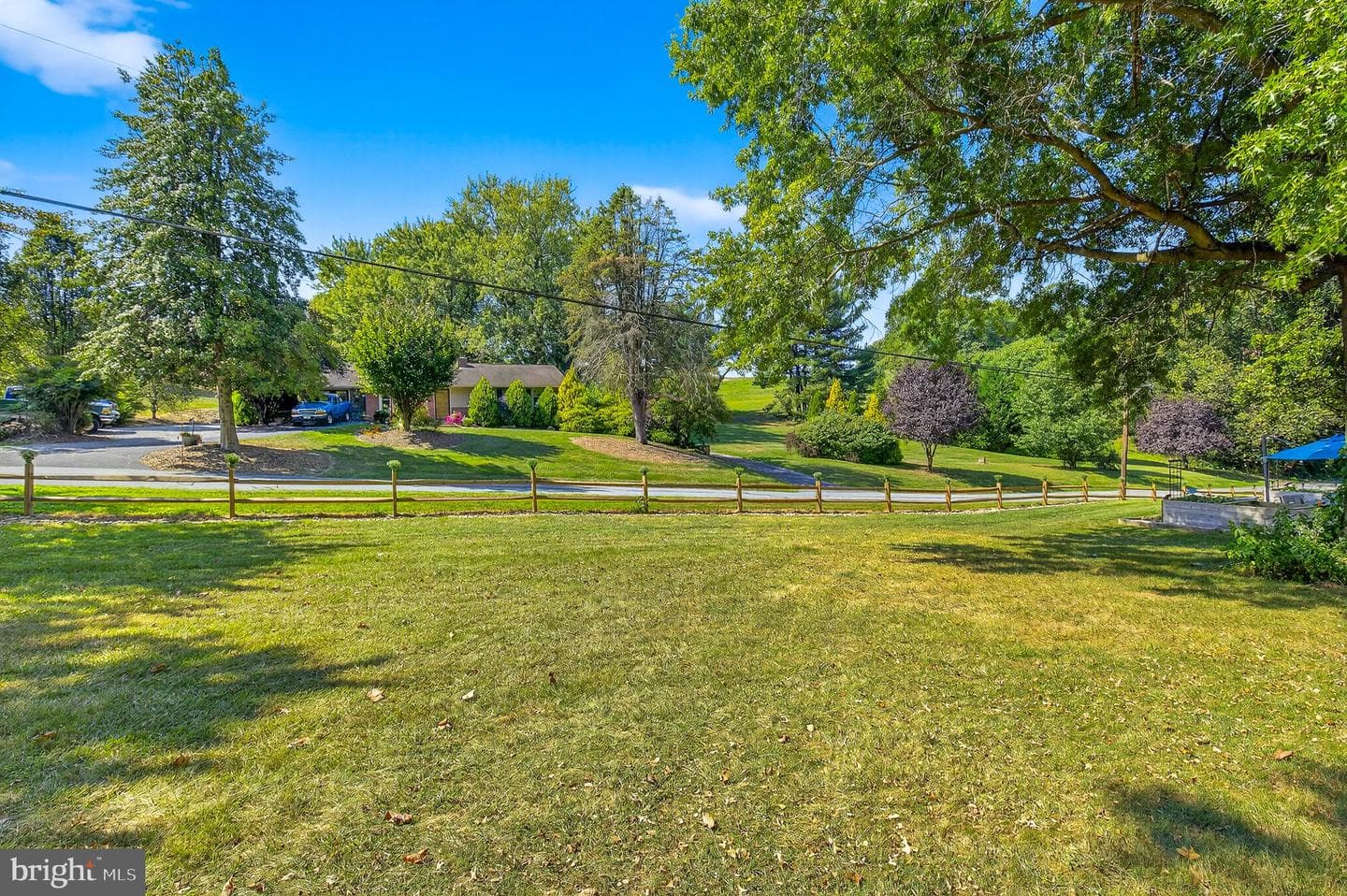 249 Blue Lane photo 65