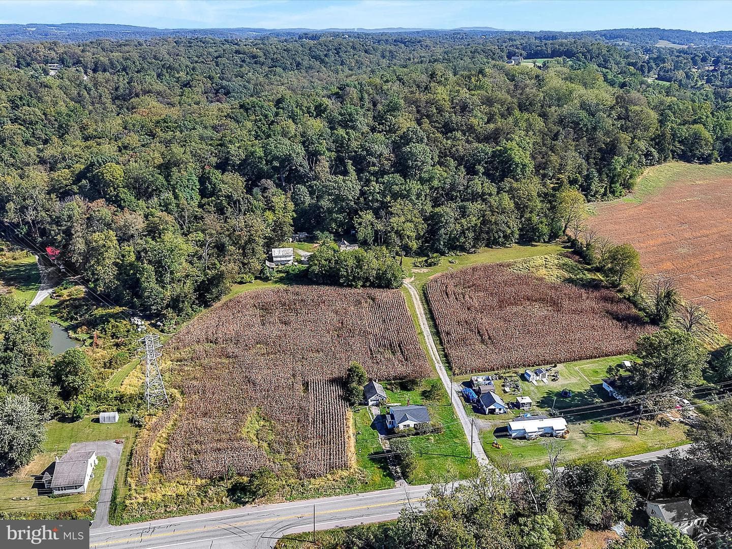 2496 River Road photo 11