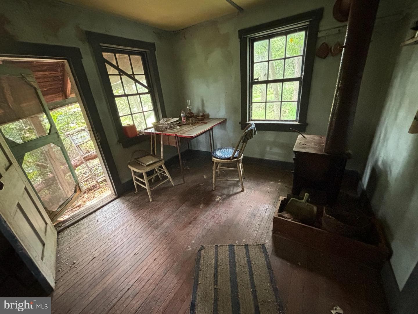 2496 River Road photo 41