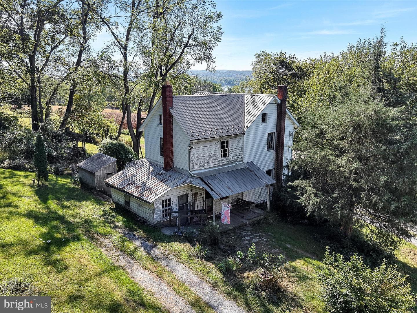 2496 River Road photo 7