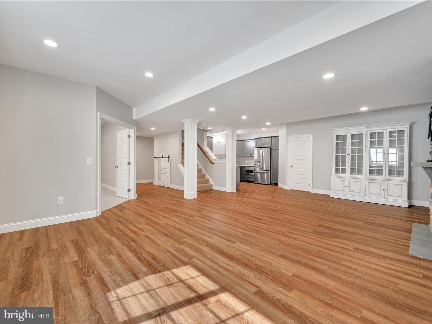 641 Skyler Drive photo 37