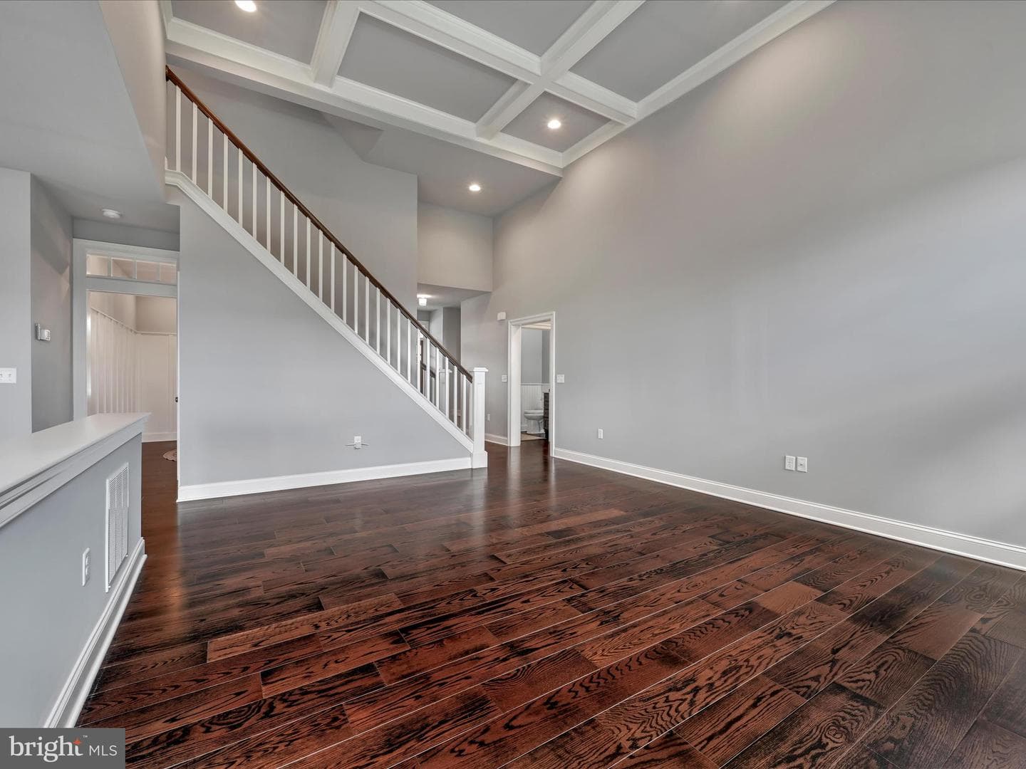 641 Skyler Drive photo 6