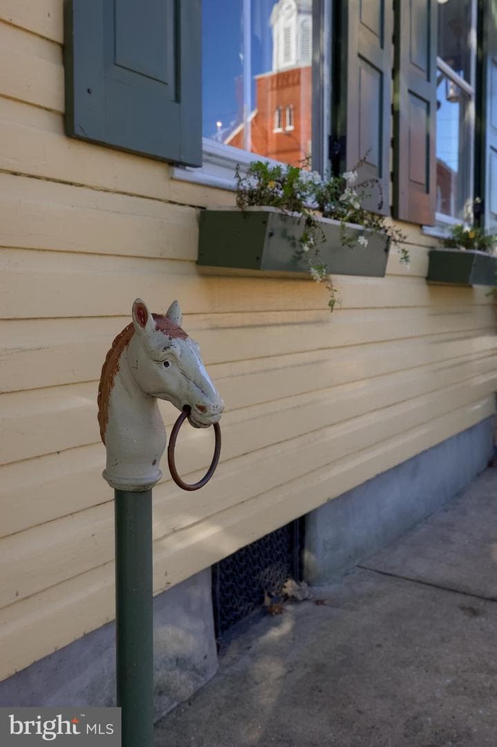 2 S Charlotte Street photo 14
