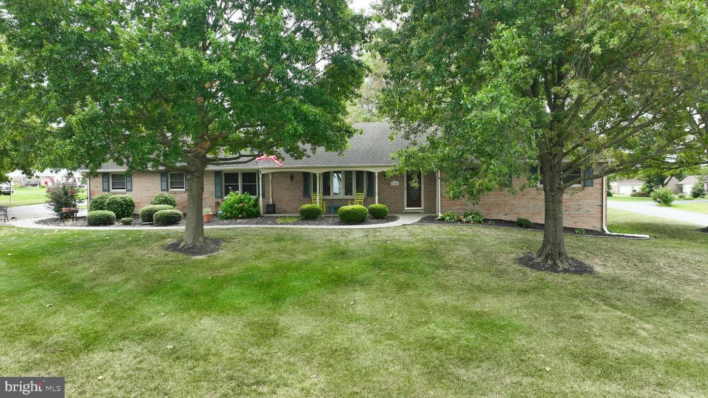 310 W Lexington Road photo 58