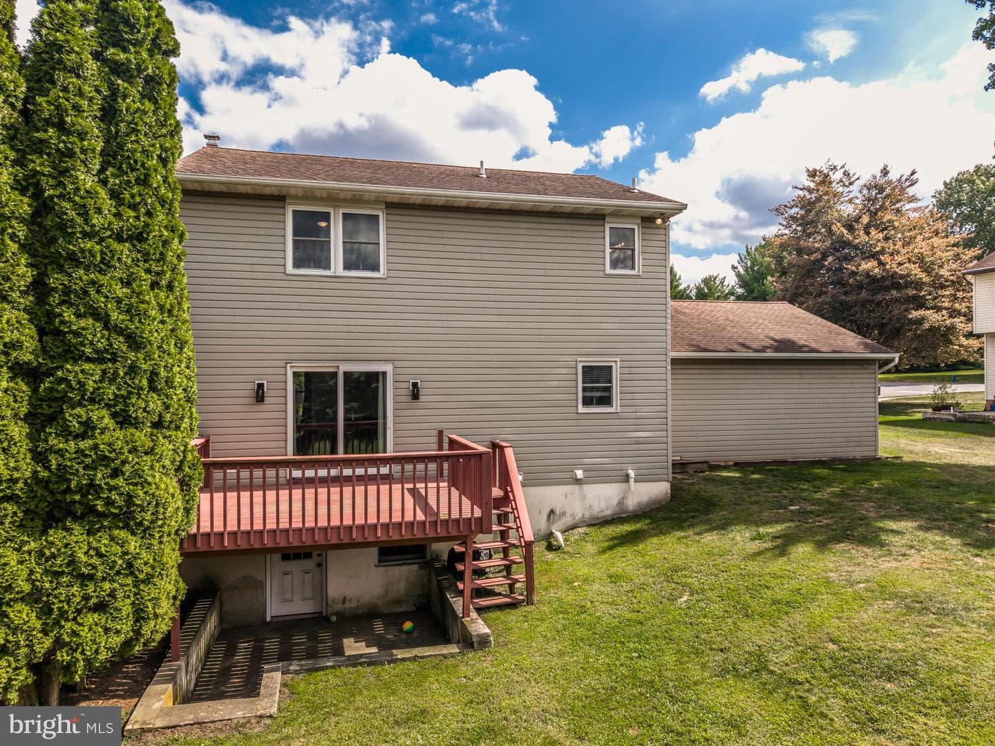 103 Lynwood Street photo 24