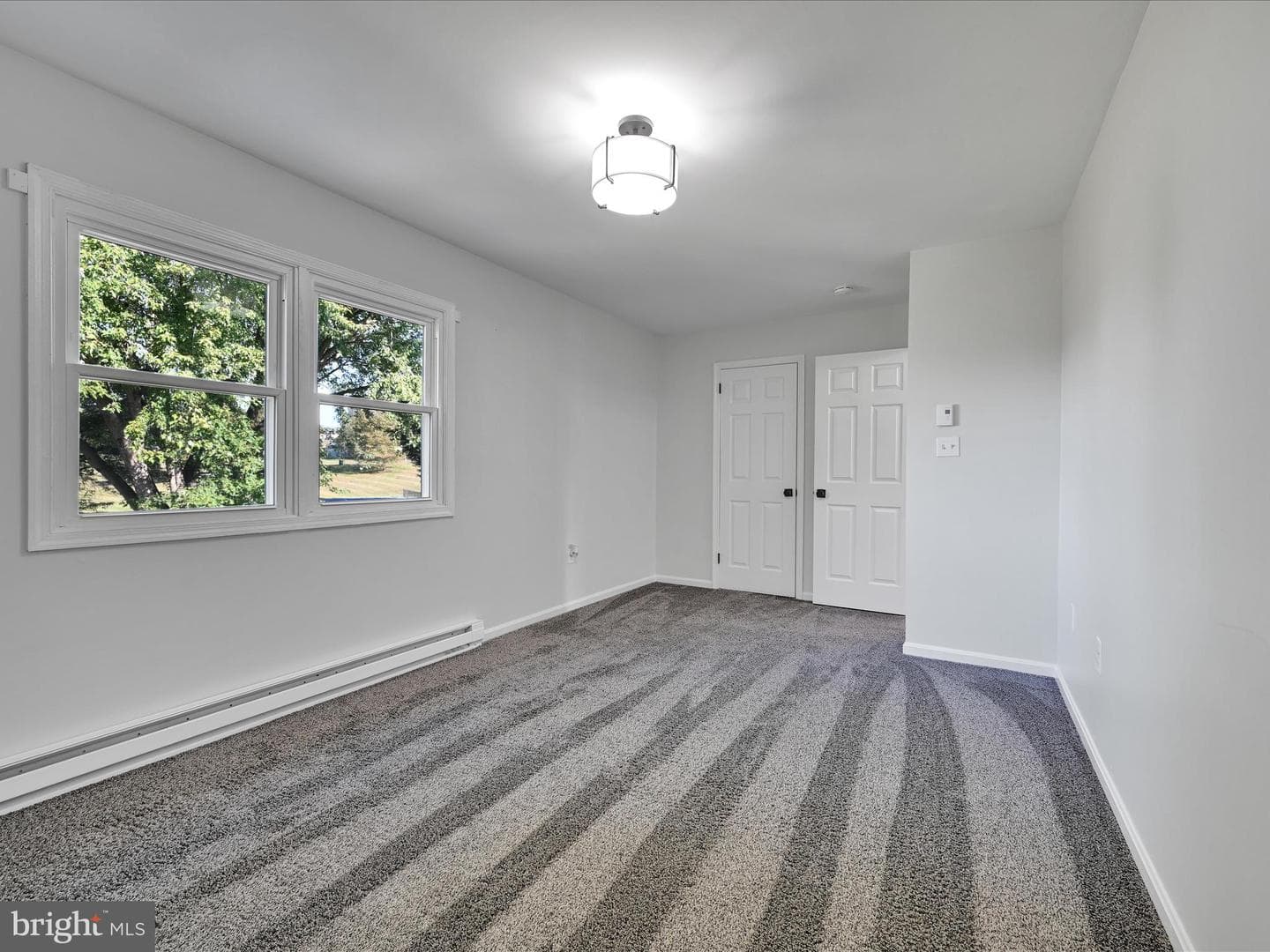 704 Lincoln photo 15
