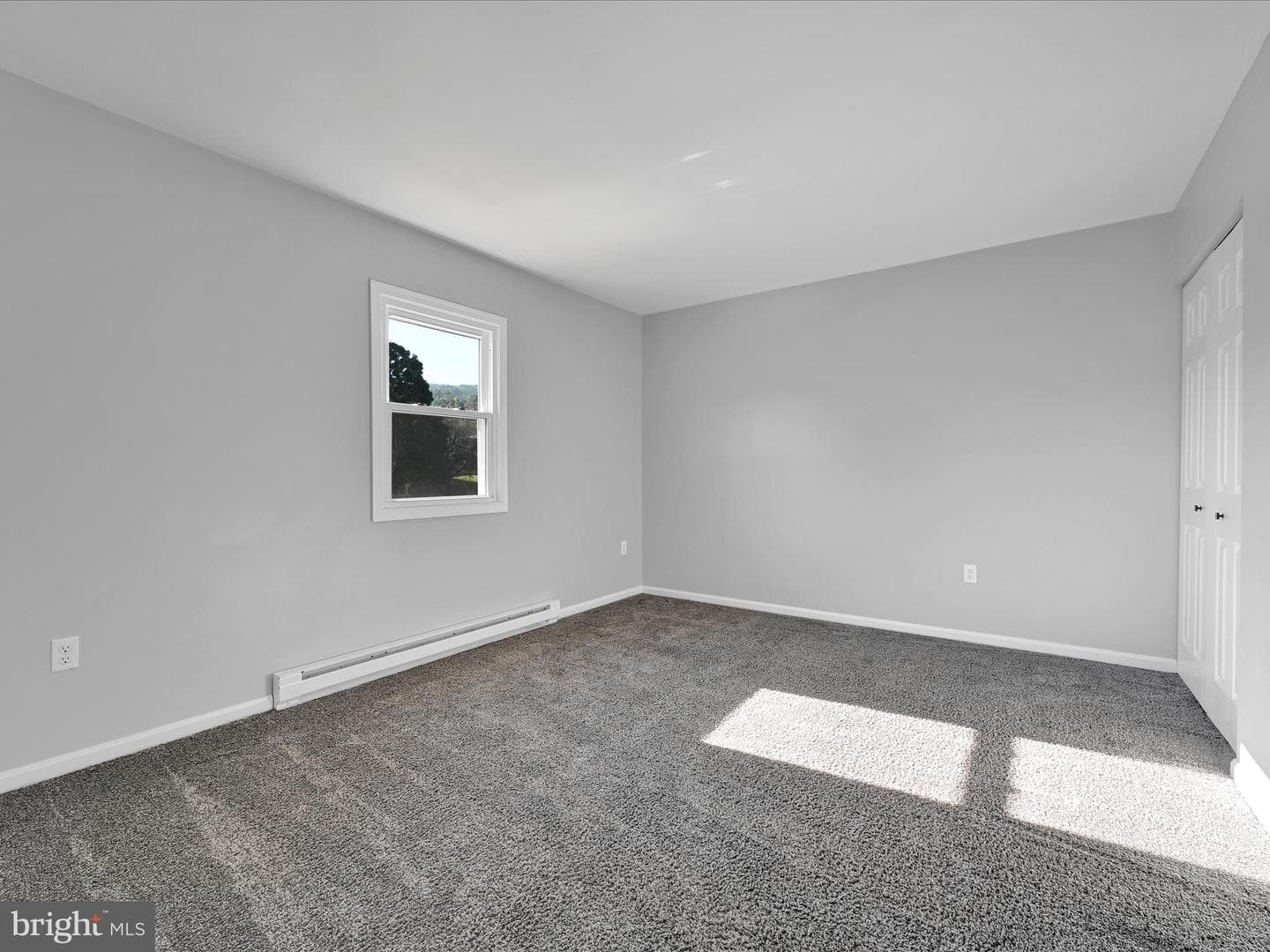 704 Lincoln photo 21