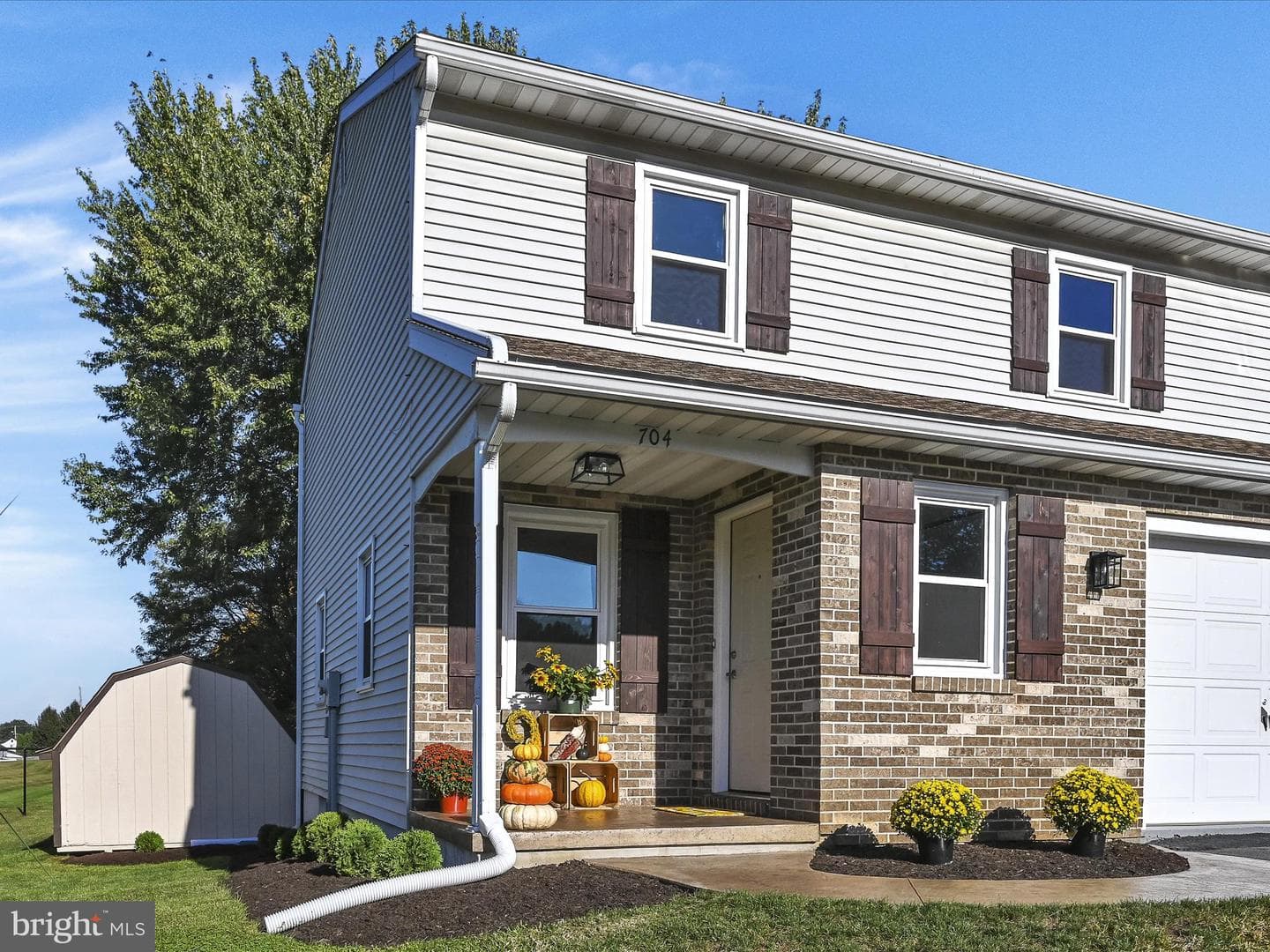 704 Lincoln photo 4