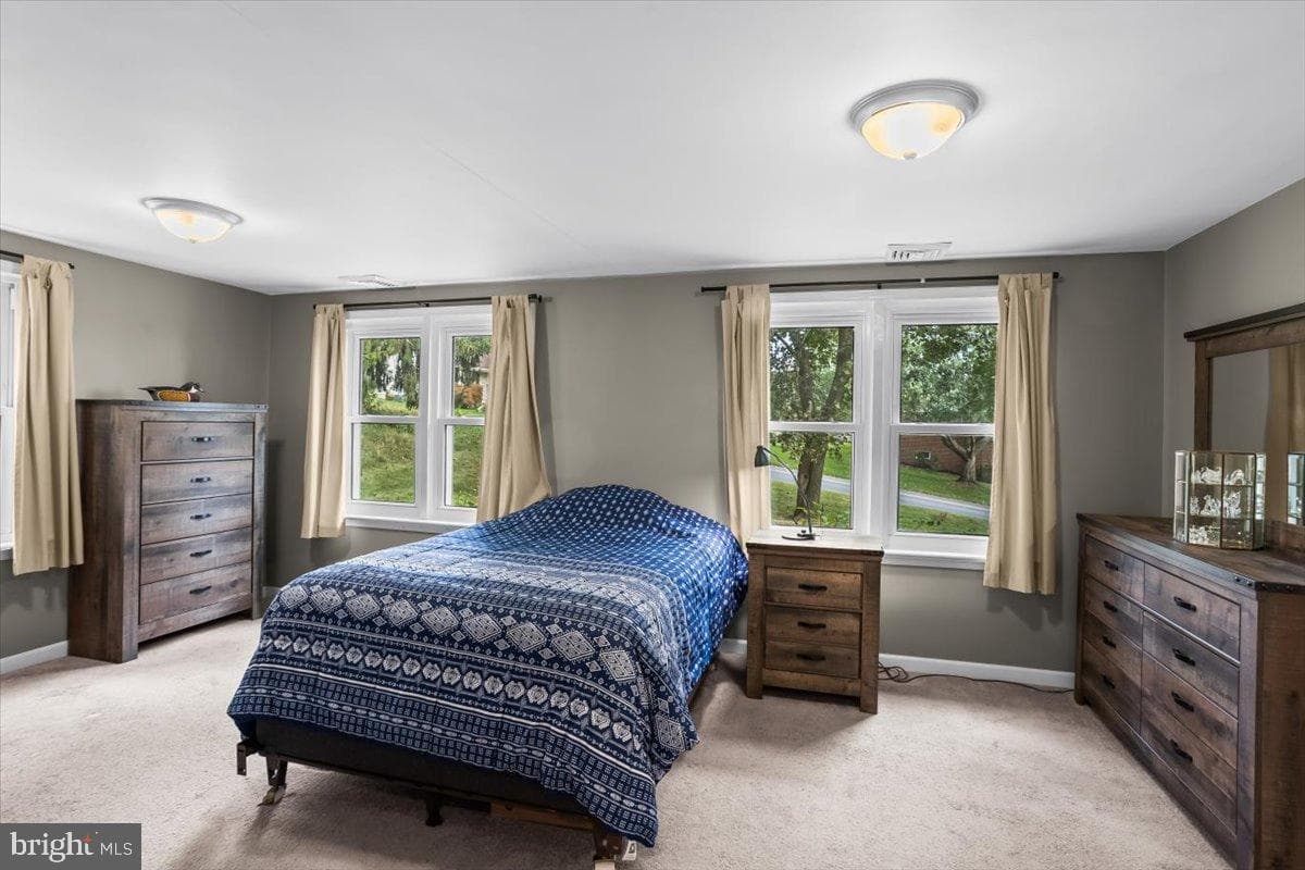 330 Sylvan Retreat Road photo 11