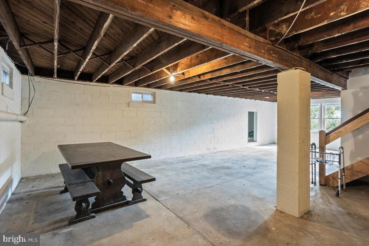 330 Sylvan Retreat Road photo 18