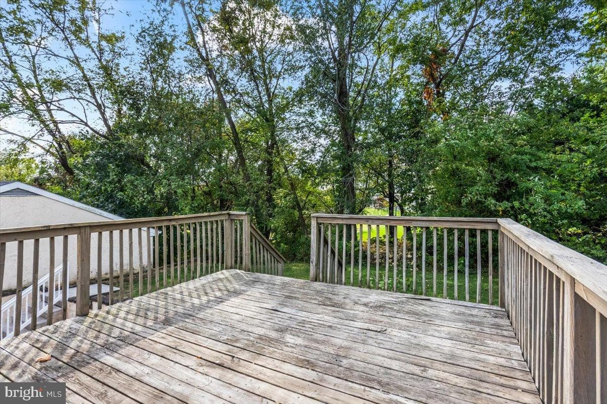 330 Sylvan Retreat Road photo 21