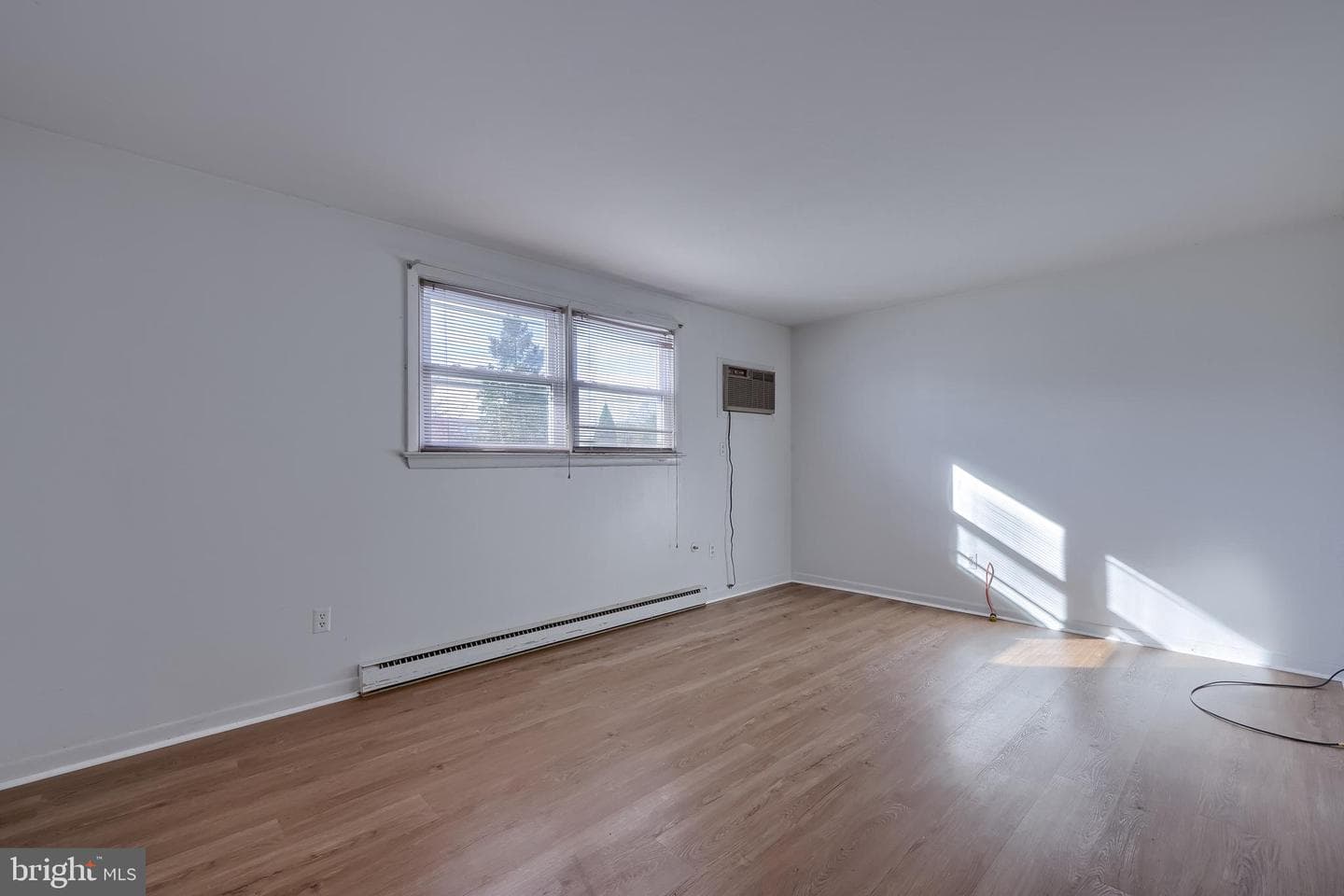 430 Biscayne Road photo 21
