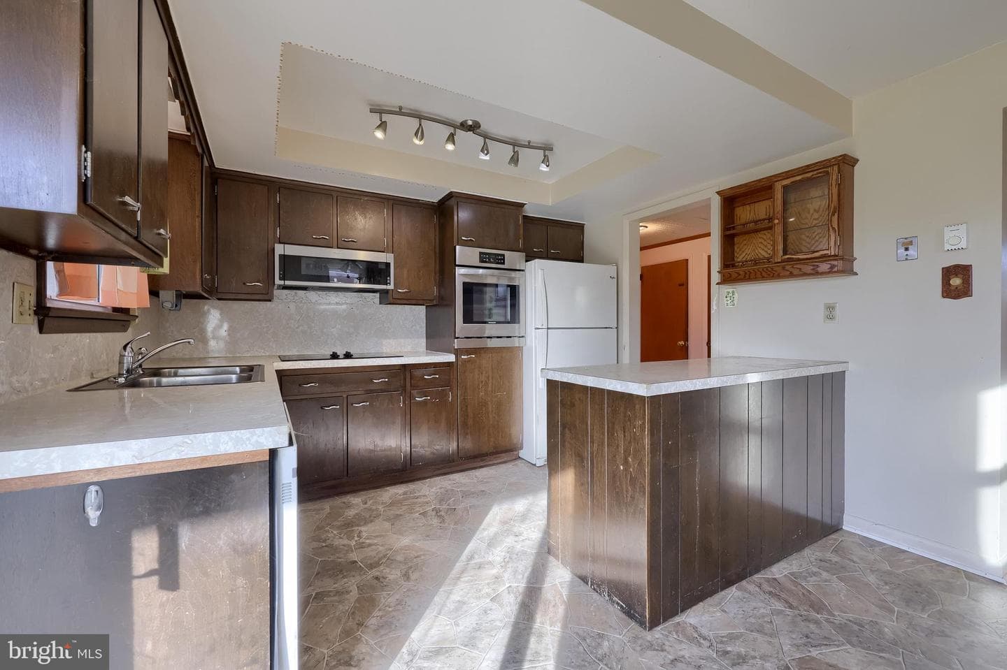 430 Biscayne Road photo 35