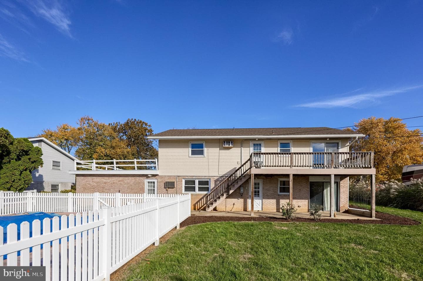 430 Biscayne Road photo 5