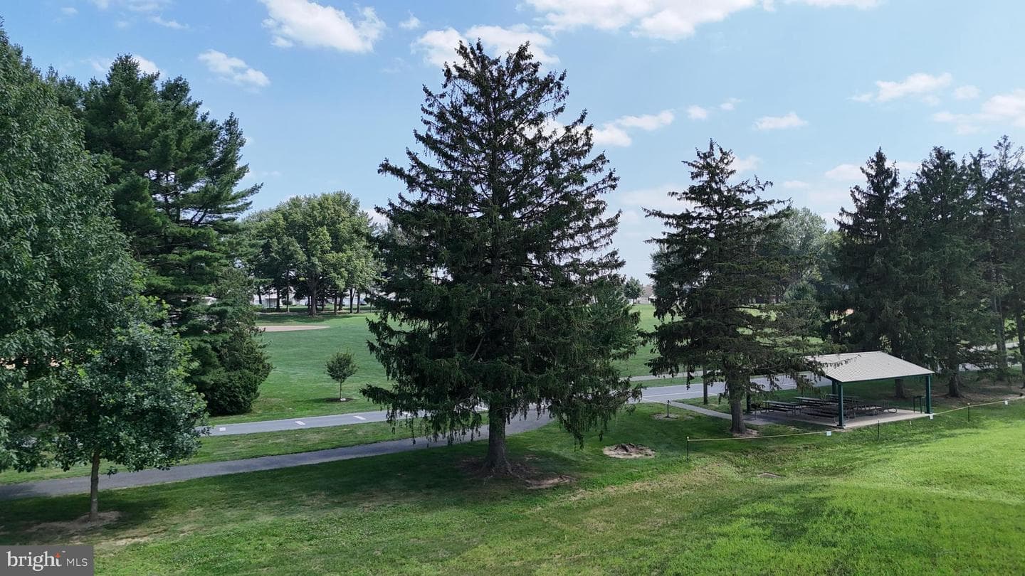 440 Parkside Way photo 7