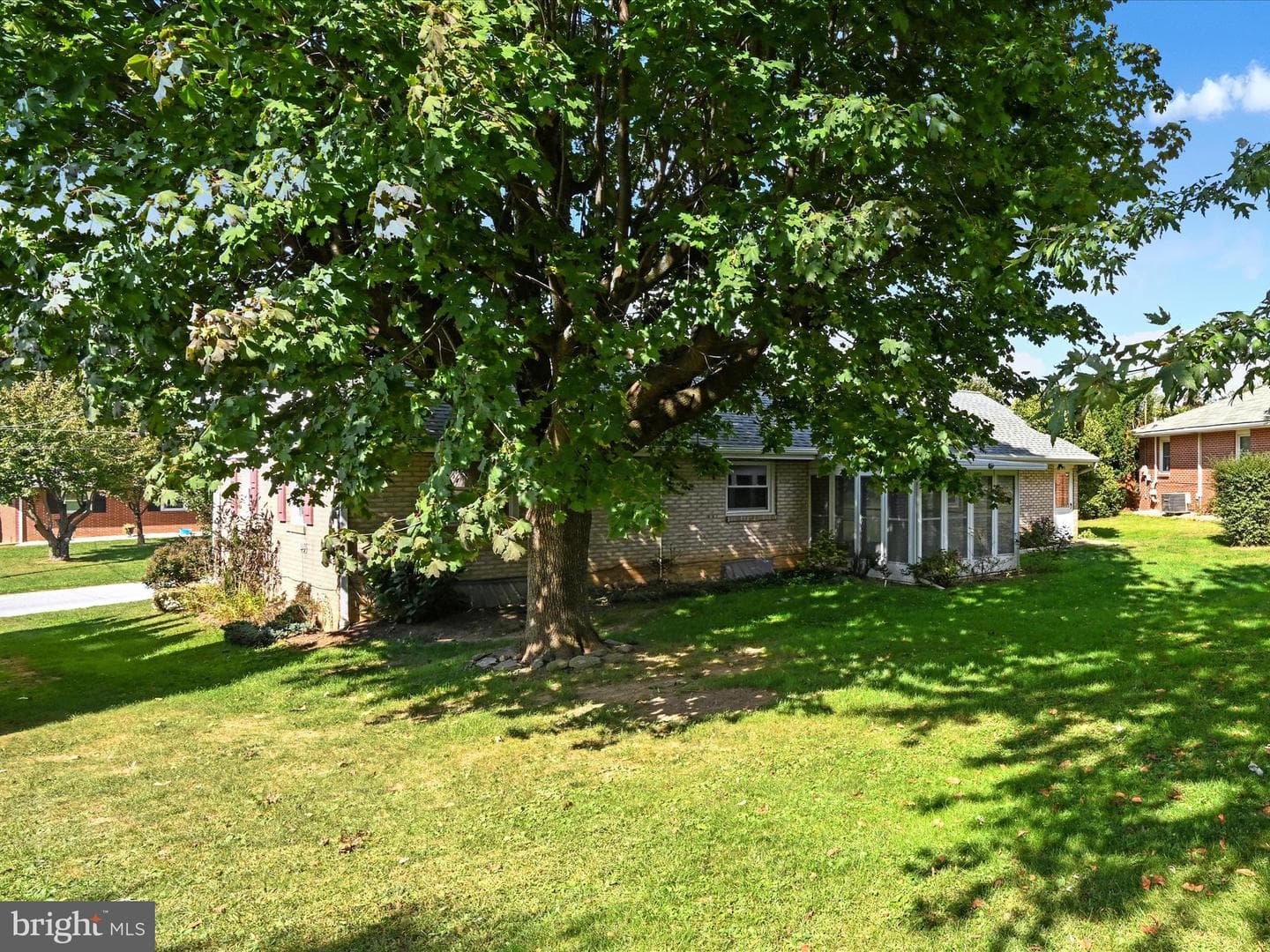 232 Circle Drive photo 33