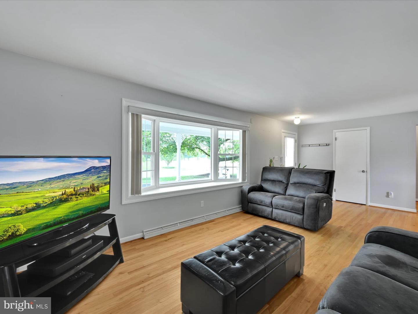 125 Corry Avenue photo 10