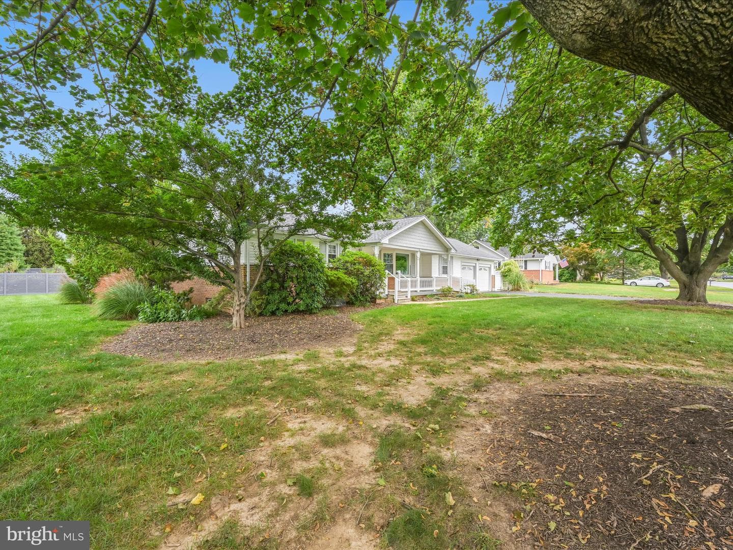 125 Corry Avenue photo 2