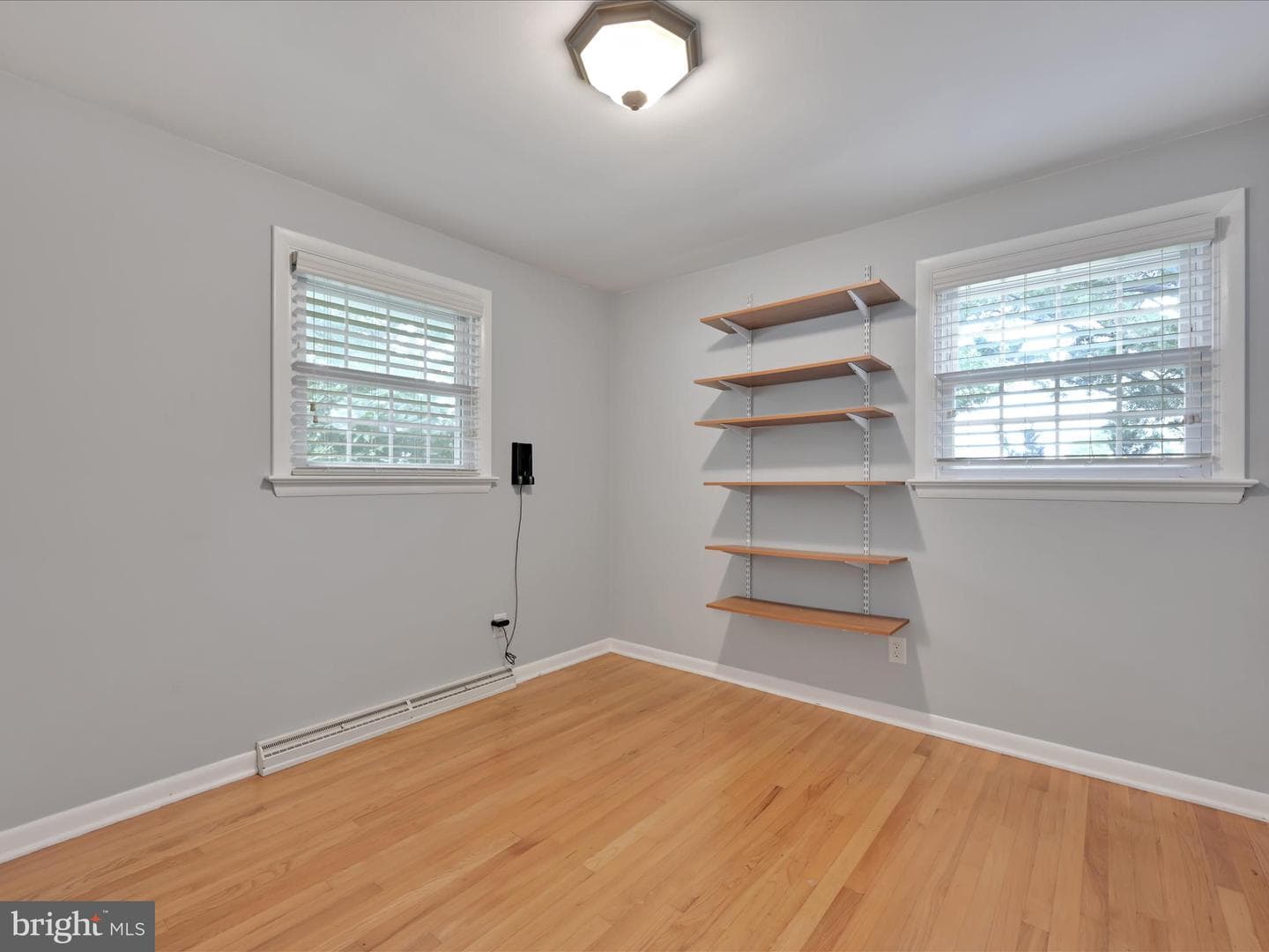 125 Corry Avenue photo 22