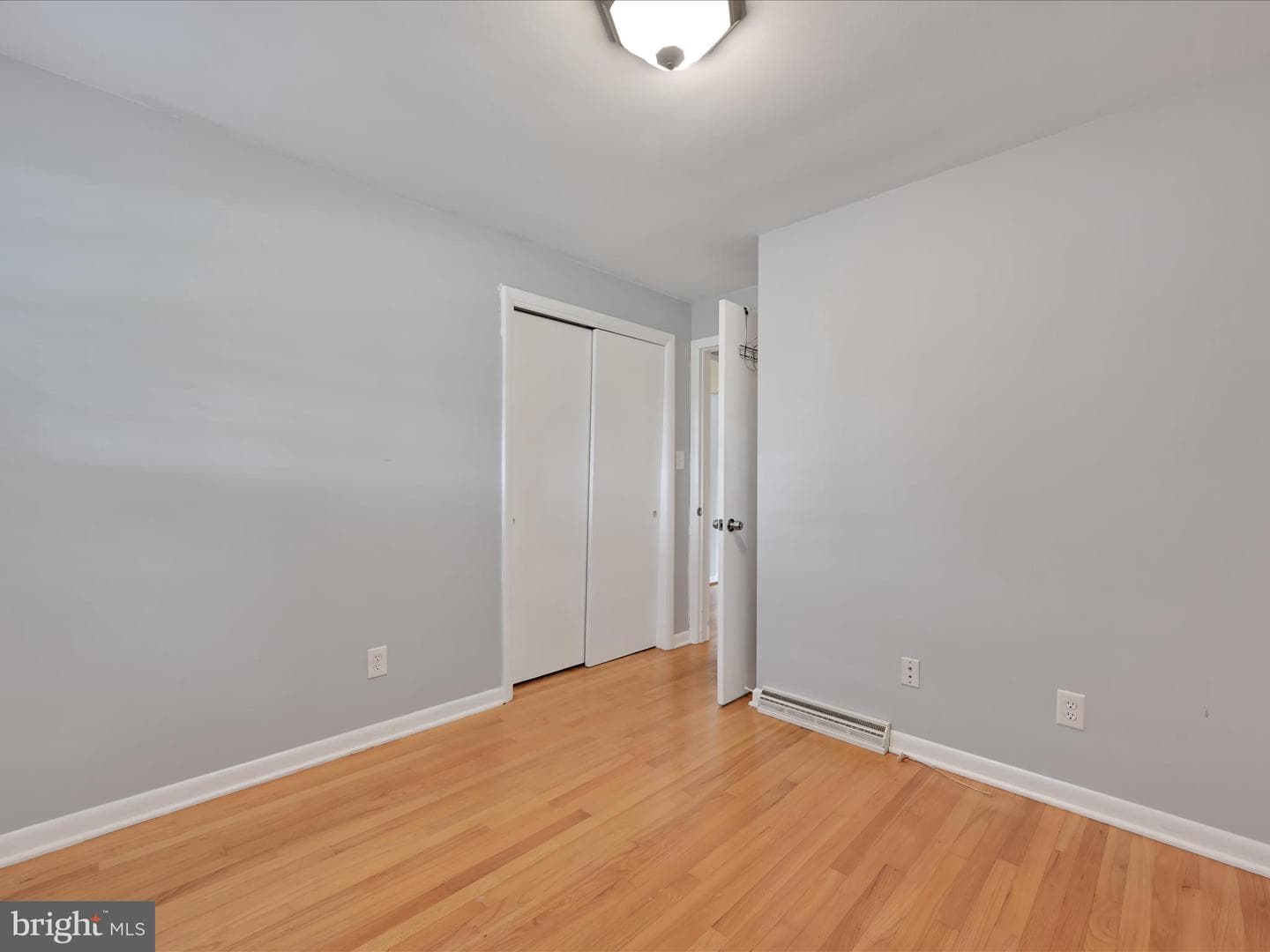 125 Corry Avenue photo 23