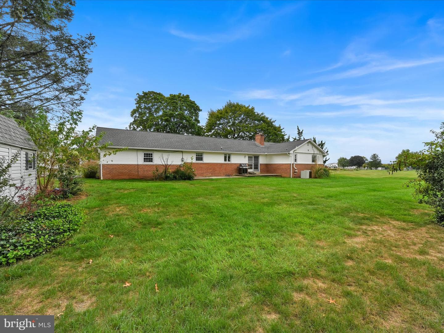 125 Corry Avenue photo 33