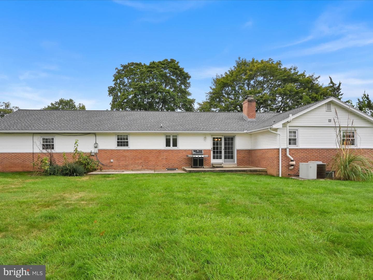 125 Corry Avenue photo 36