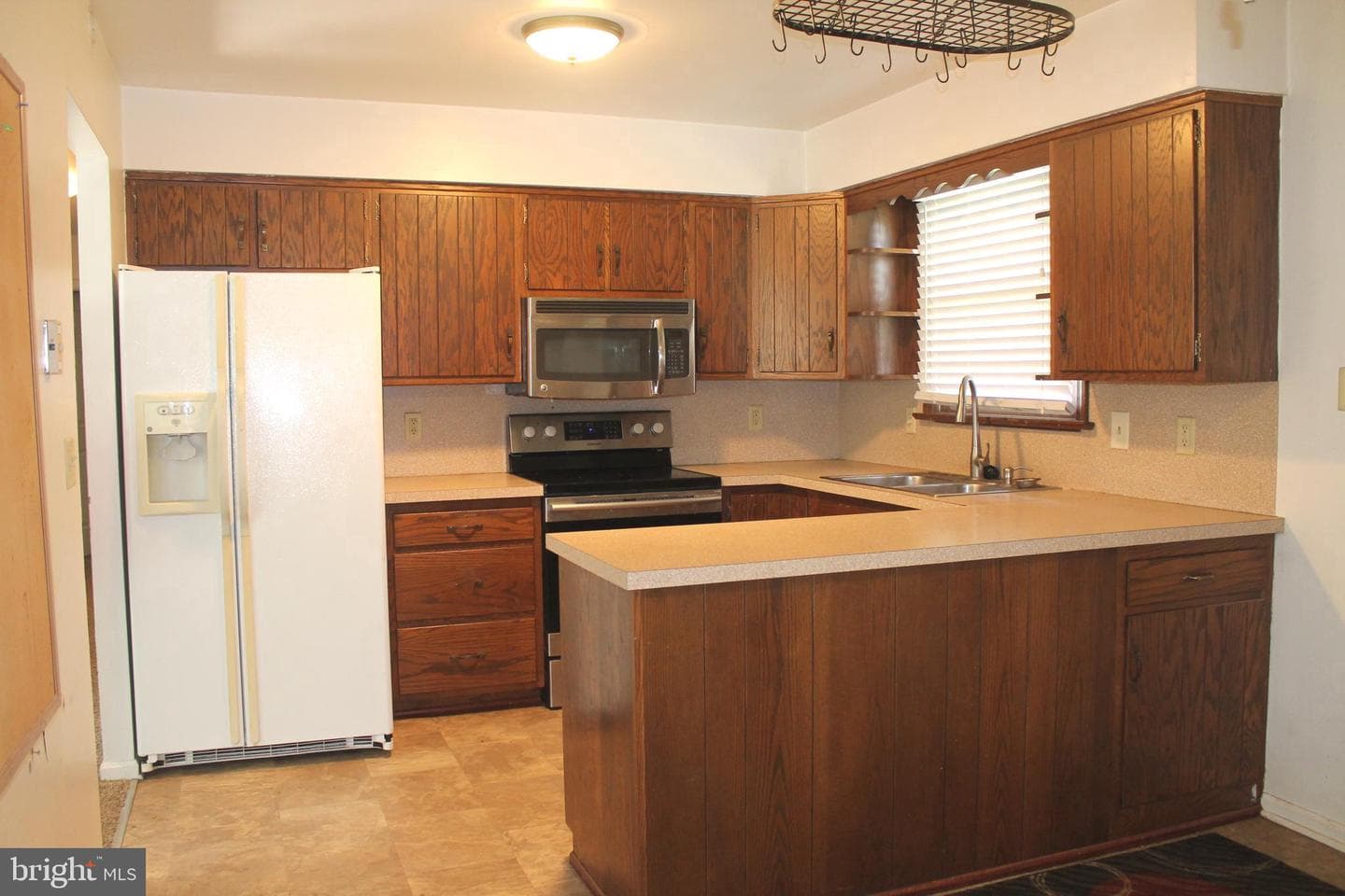 1612 English Brook Drive photo 2