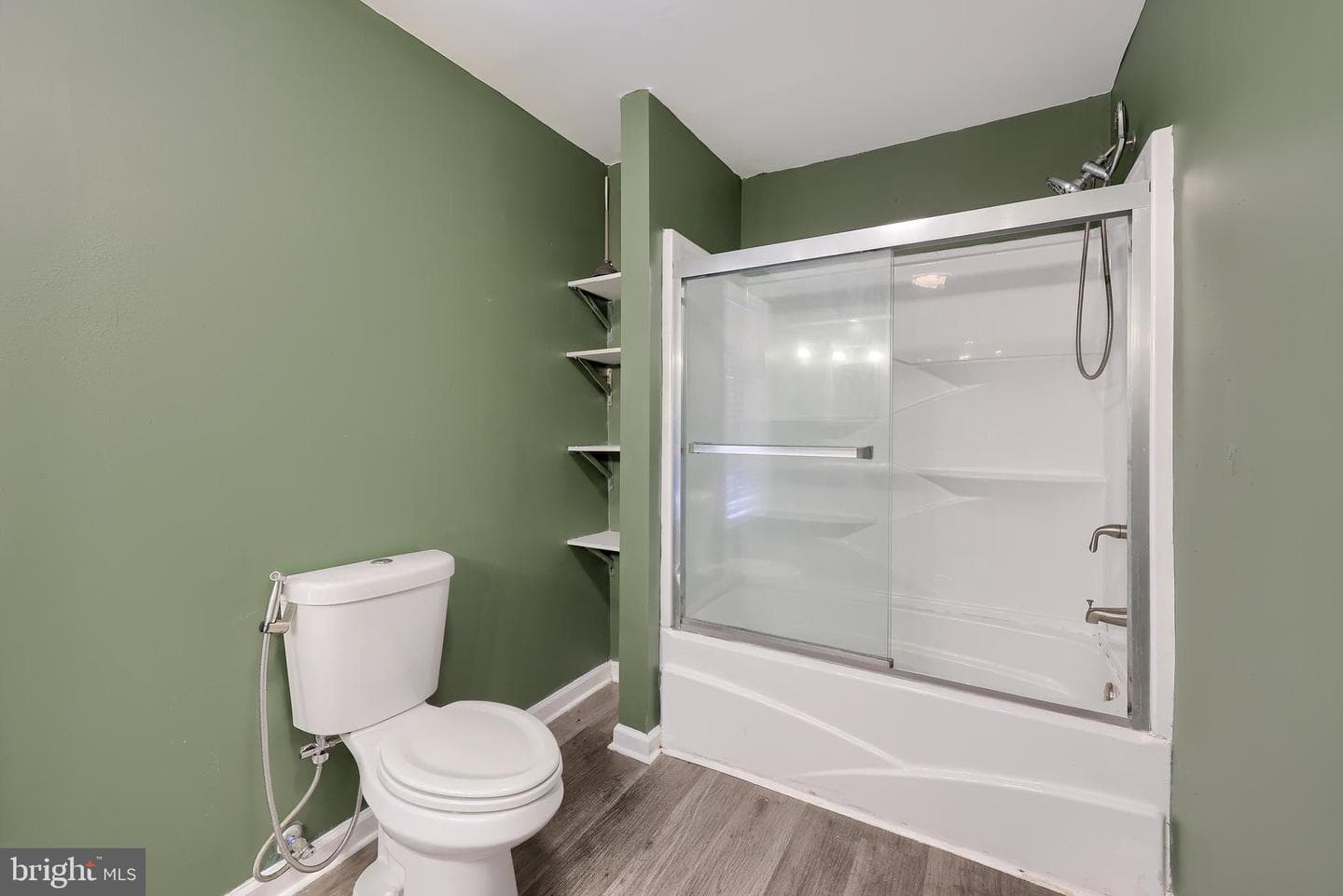 145 S 8th Street photo 16