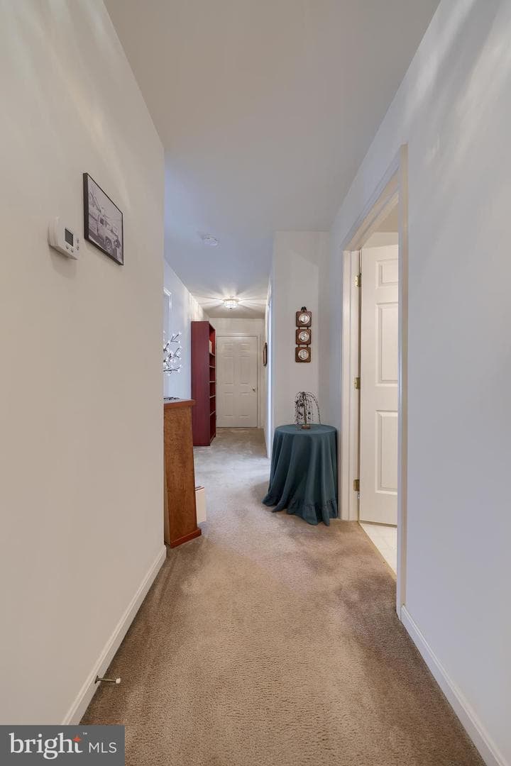 132 E Jackson Street photo 20
