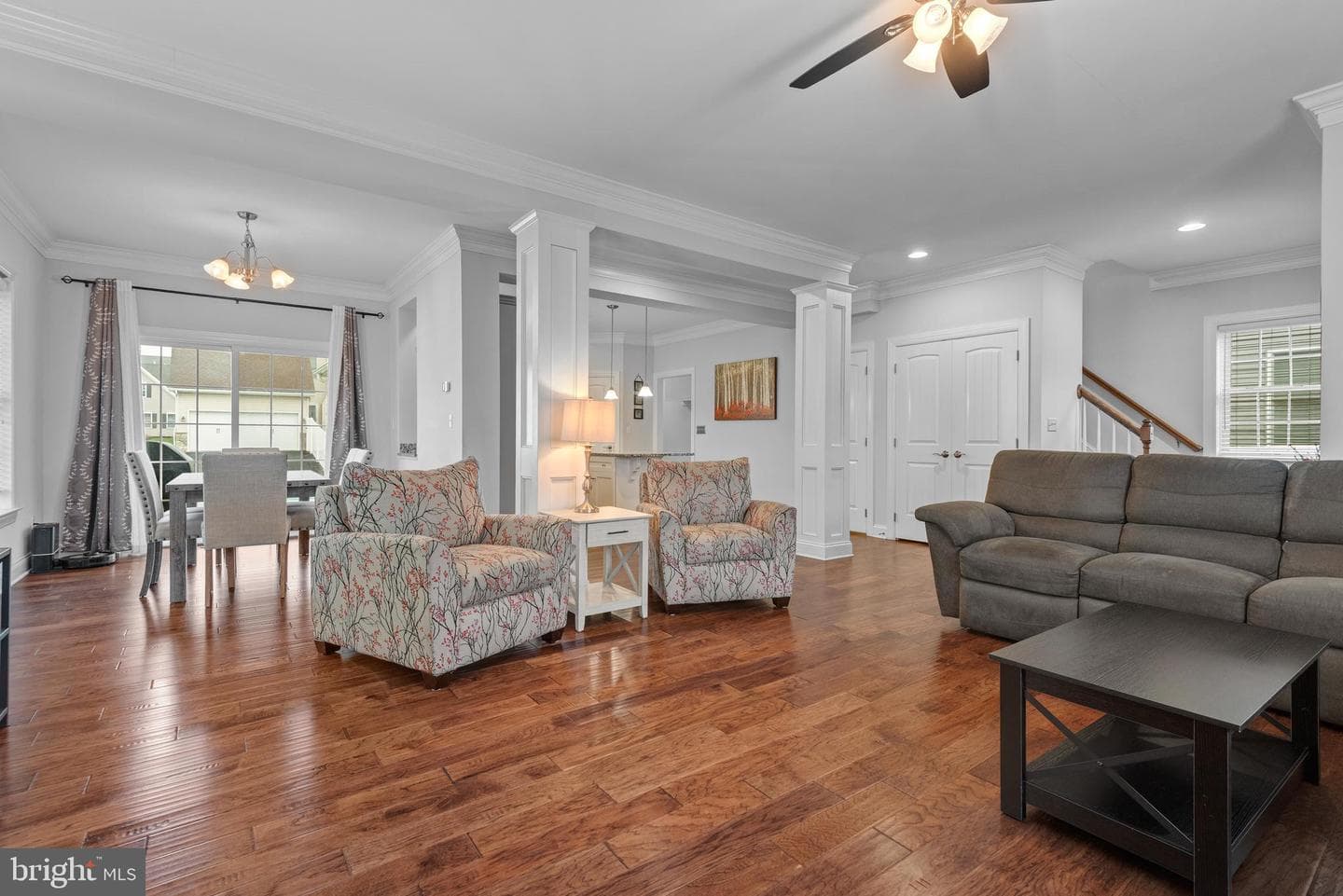 659 Chiswell Place photo 9