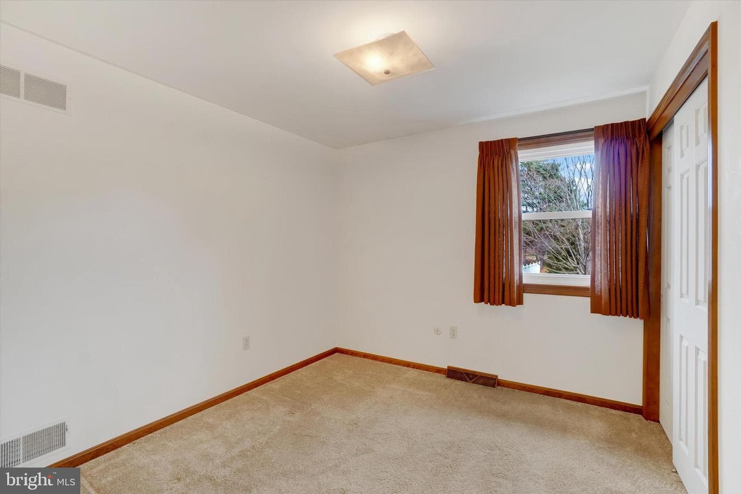 2236 Bob White Lane photo 31